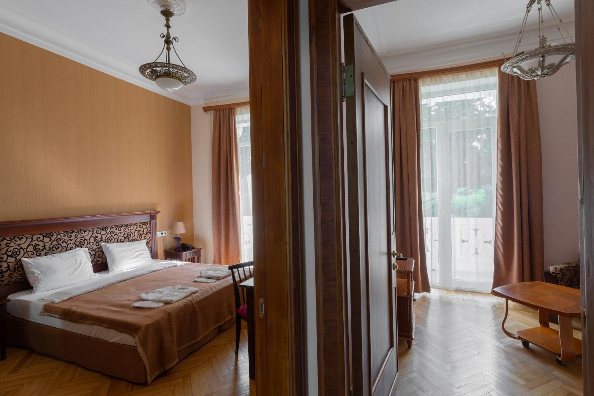 Legends Tskaltubo Spa Resort Eksteriør bilde