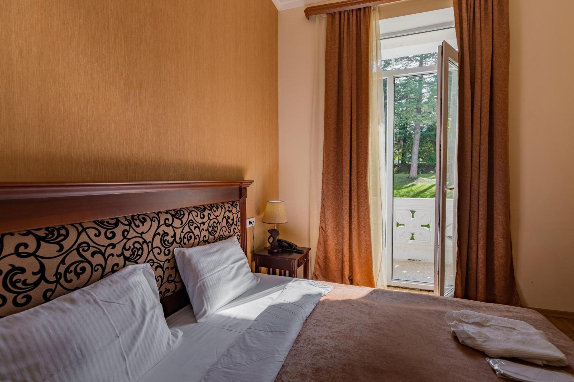 Legends Tskaltubo Spa Resort Eksteriør bilde