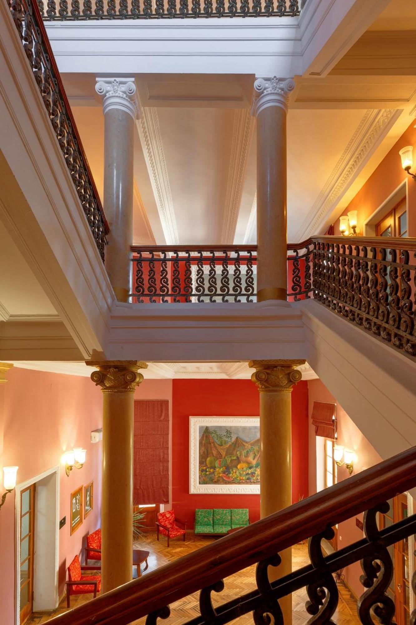Legends Tskaltubo Spa Resort Eksteriør bilde